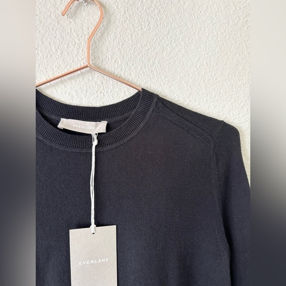 Everlane | Organic Cotton Crewnck sweater Slim Fit - Picture 2 of 6